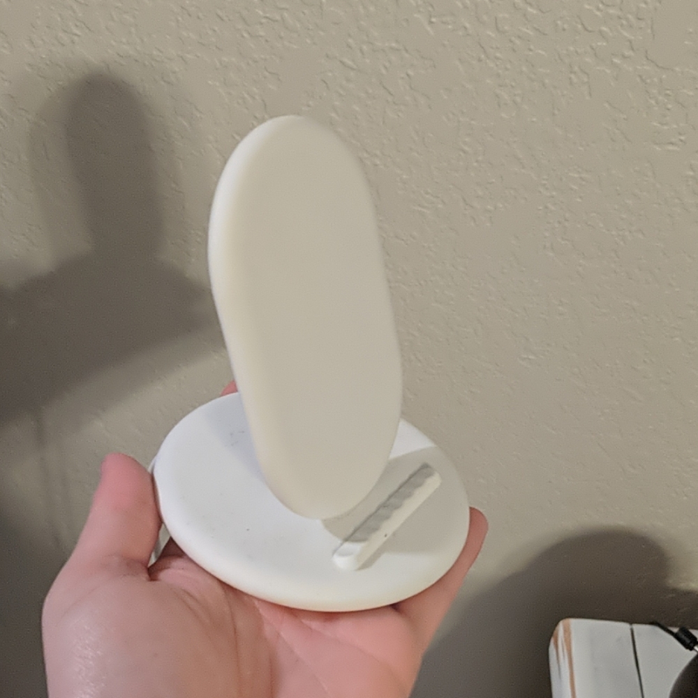 Google pixel wireless phone charger